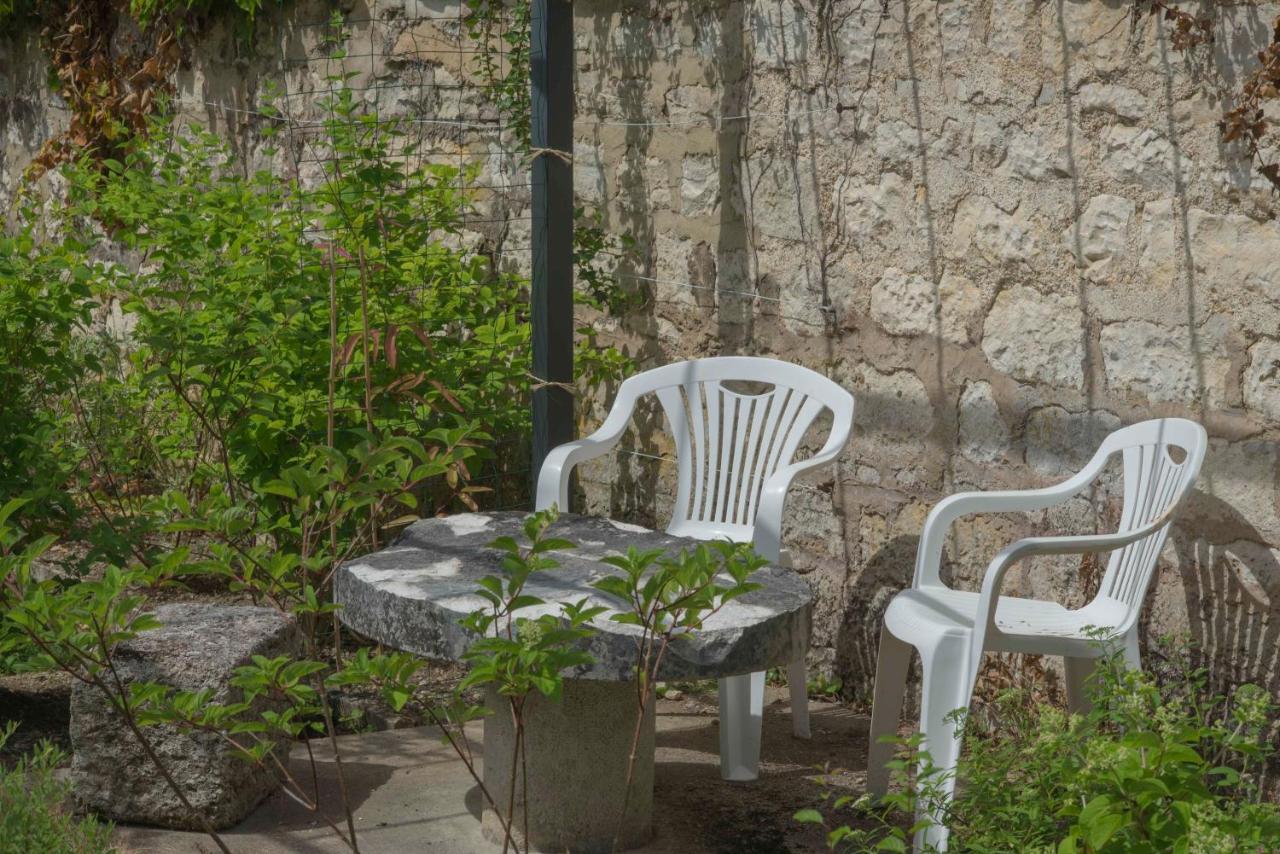 Villa Thaїs Tonnerre Exterior foto